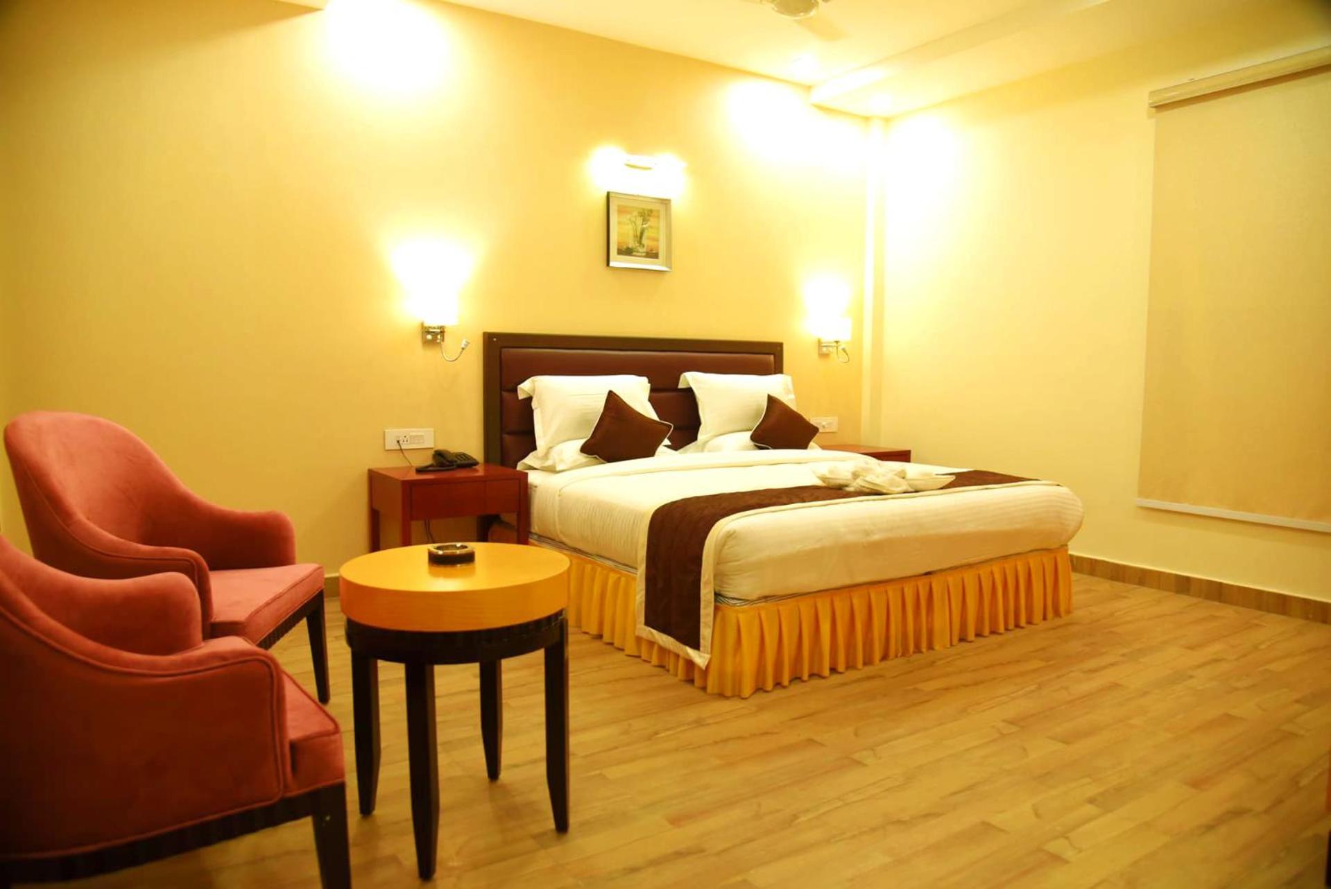 The Ved Mantra Hotel Gwalior Exterior foto