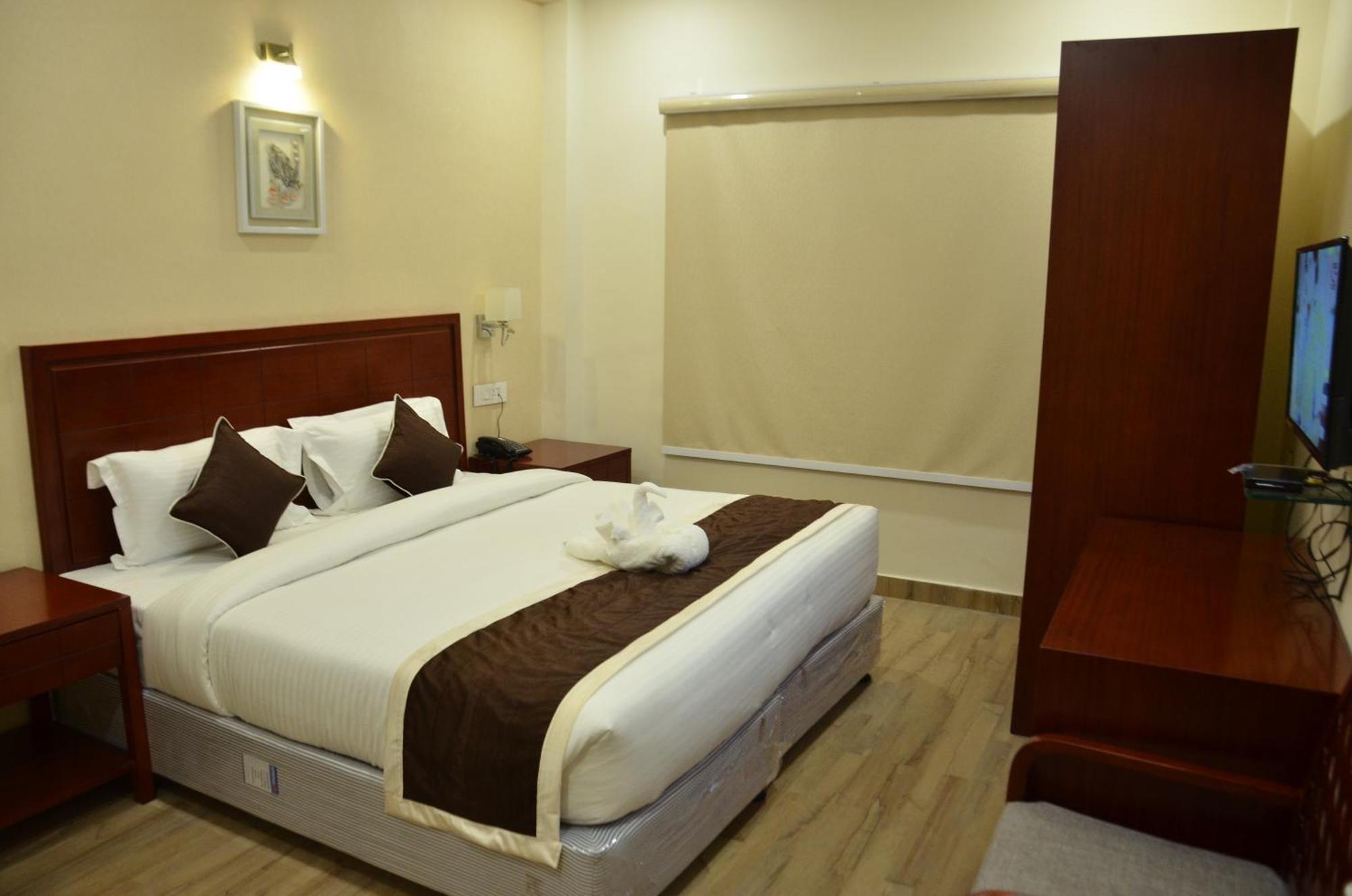 The Ved Mantra Hotel Gwalior Exterior foto